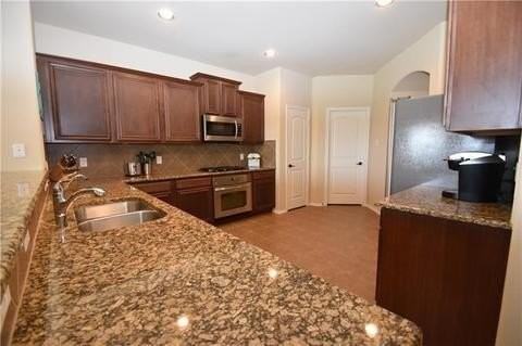 10125 Sailboard Dr - Photo 5 of 15