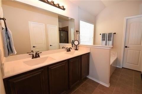 10125 Sailboard Dr - Photo 7 of 15