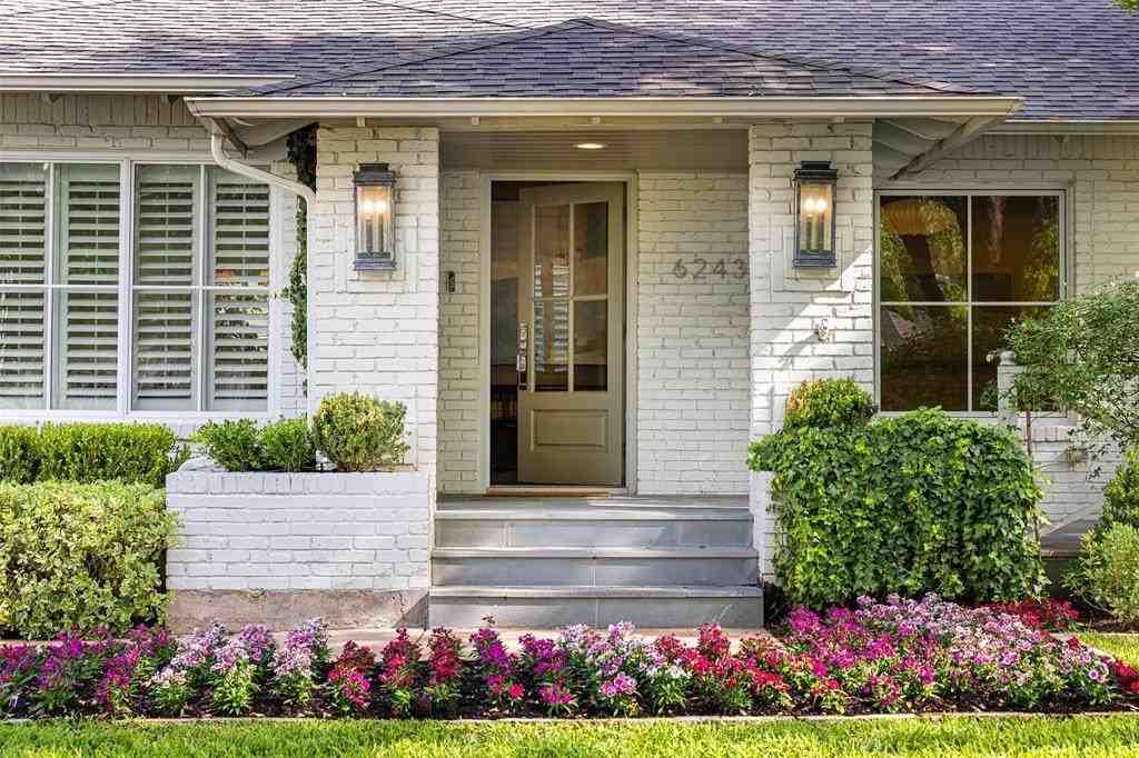 6243 Del Norte Ln - Photo 3 of 24