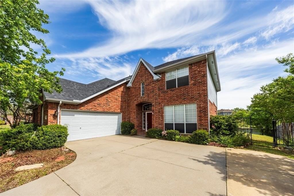 2917 Osage Ln - Photo 2 of 40