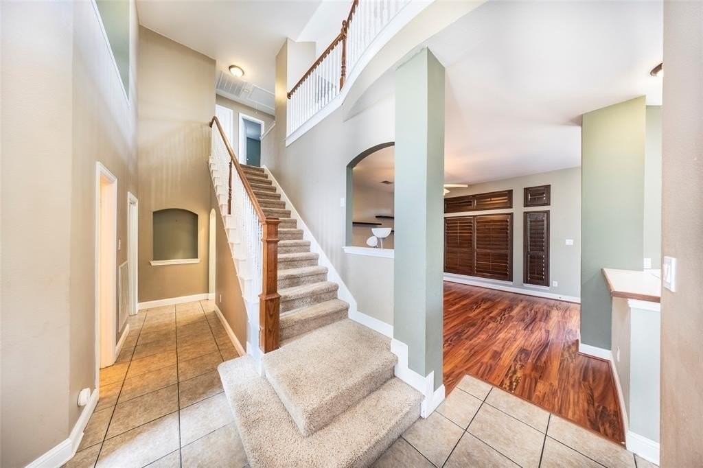 2917 Osage Ln - Photo 5 of 40