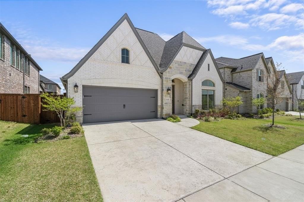 3115 Winecup Rd - Photo 3 of 35