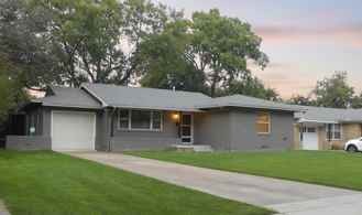 606 Devonshire Dr - Photo 1 of 1