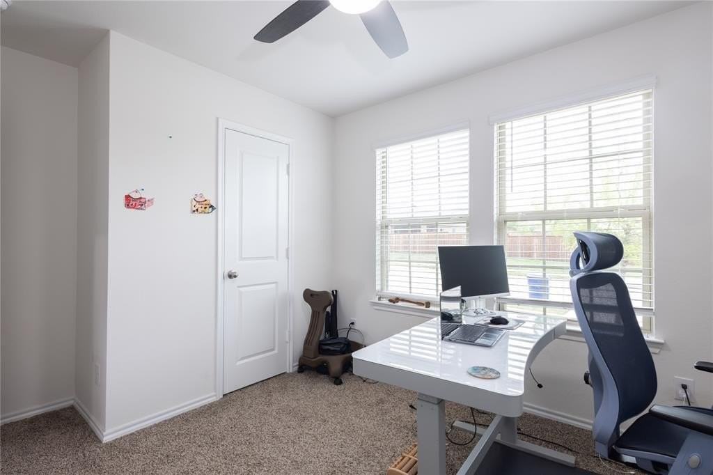 4112 Fitzgerald Ave - Photo 5 of 29