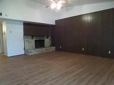 11015 Wallbrook Dr - Photo 5 of 9