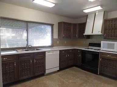 11015 Wallbrook Dr - Photo 7 of 9