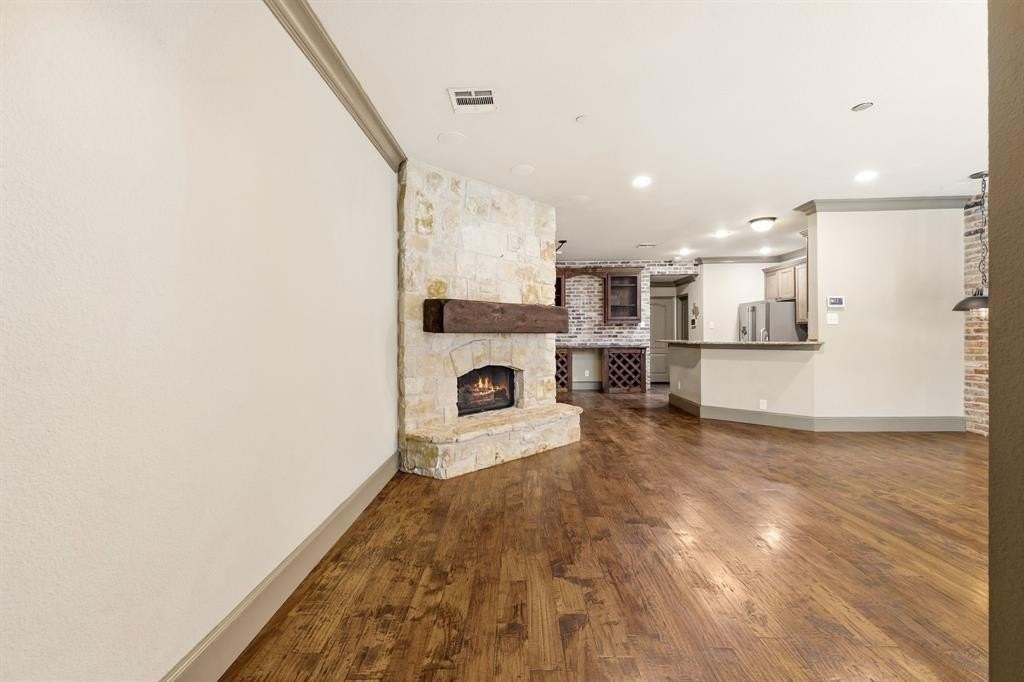 6836 Livorno Ln - Photo 5 of 40