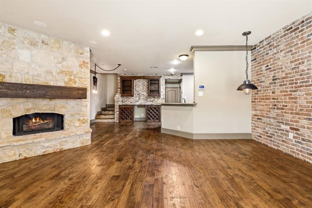 6836 Livorno Ln - Photo 7 of 40