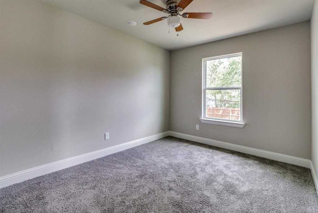 811 W Coffin St - Photo 6 of 13