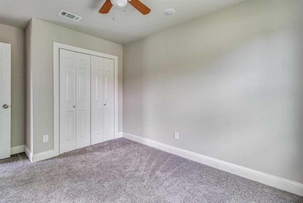 811 W Coffin St - Photo 7 of 13