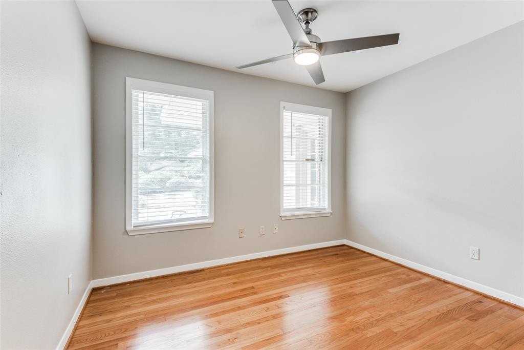 2012 Atlantic St - Photo 4 of 9