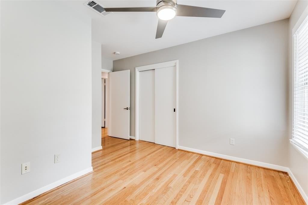 2012 Atlantic St - Photo 5 of 9