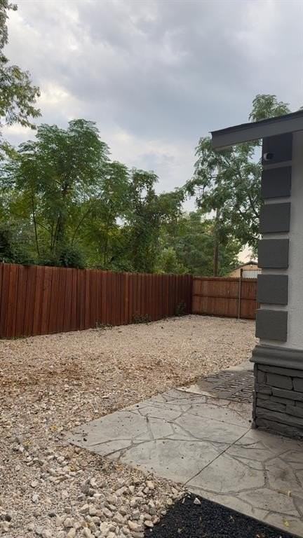 306 Broadmoor Ave #A - Photo 4 of 13