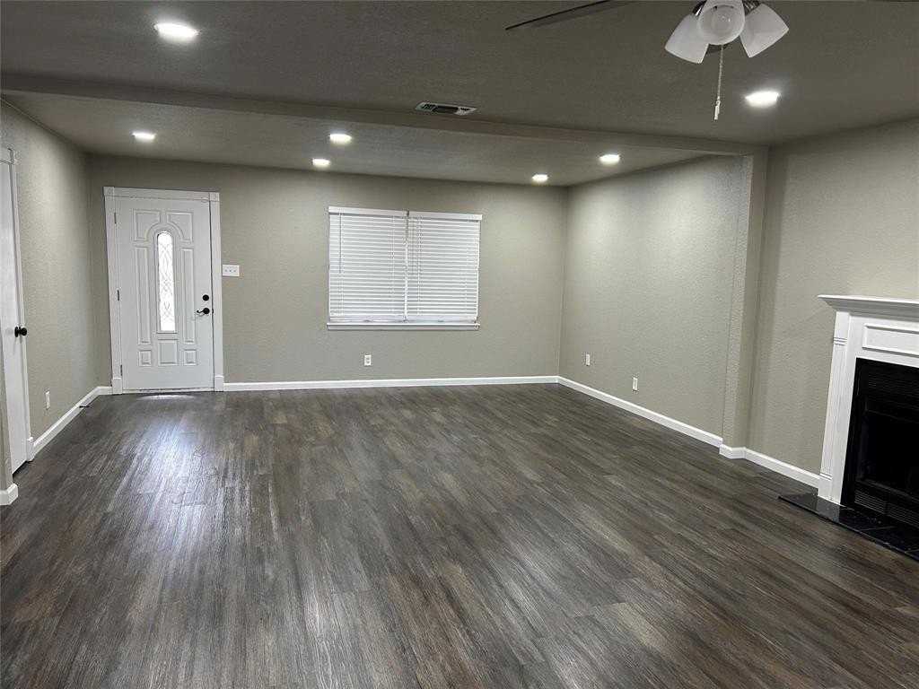 220 N Bernice Dr - Photo 6 of 29