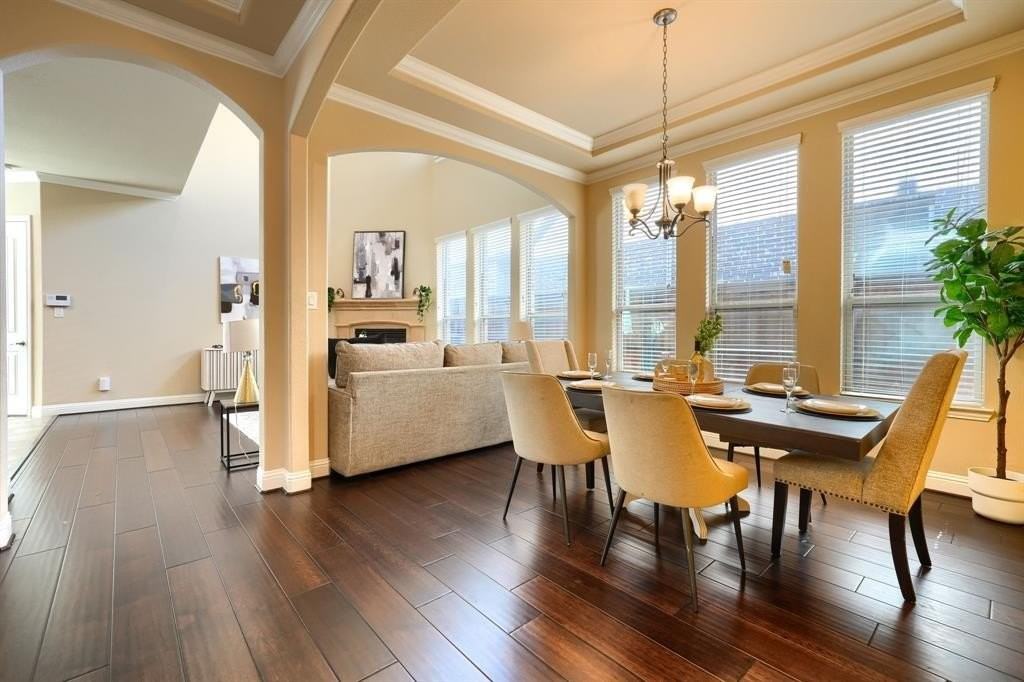 7119 Isle Royal Ln - Photo 6 of 28