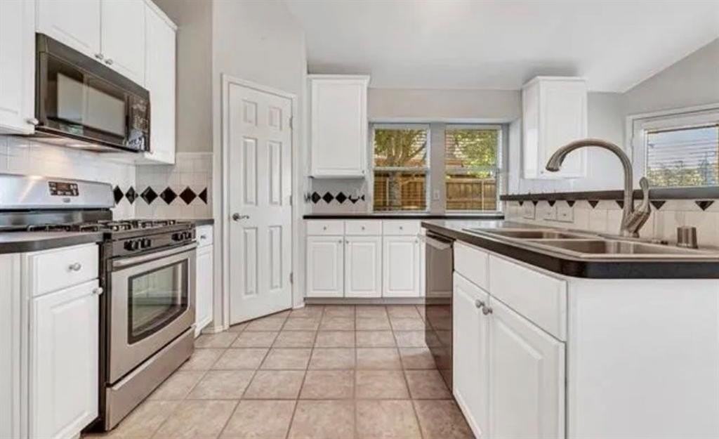 3300 Bluegrass Dr - Photo 7 of 18