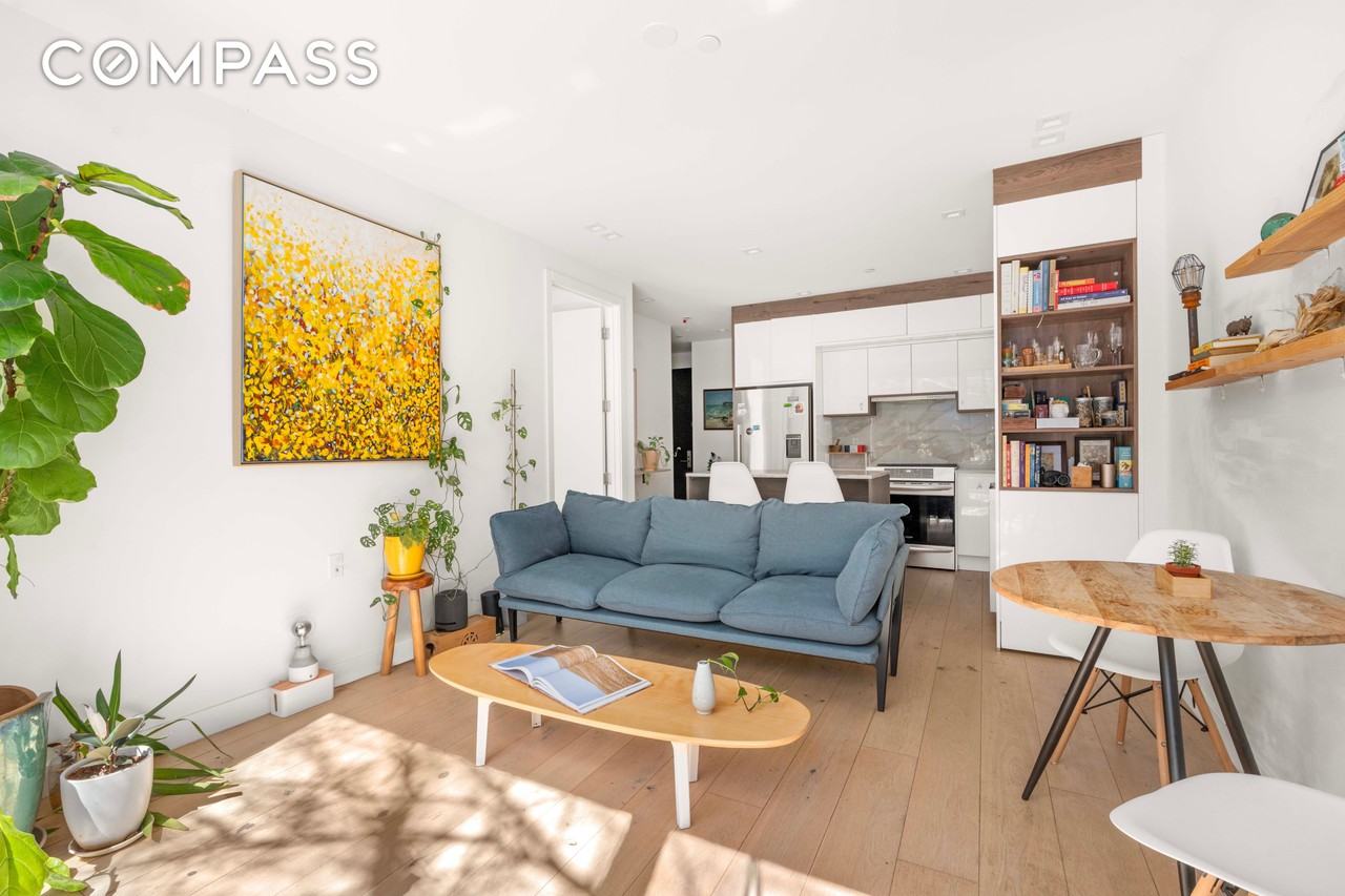 676 Halsey St #1B - Photo 2 of 7