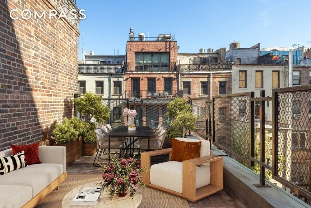 33 W 74th St #2 - Photo 3 of 14