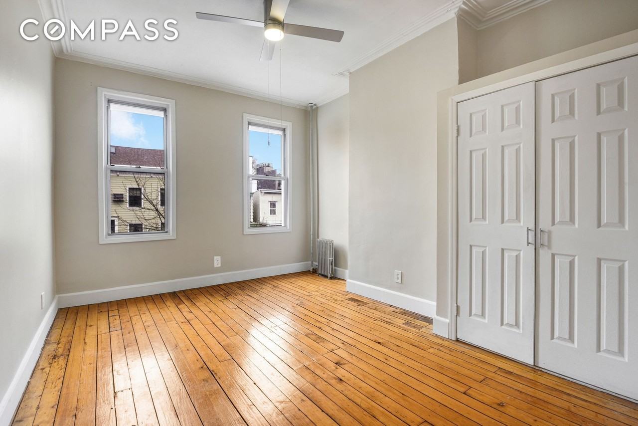 100 Powers St #2L - Photo 4 of 12