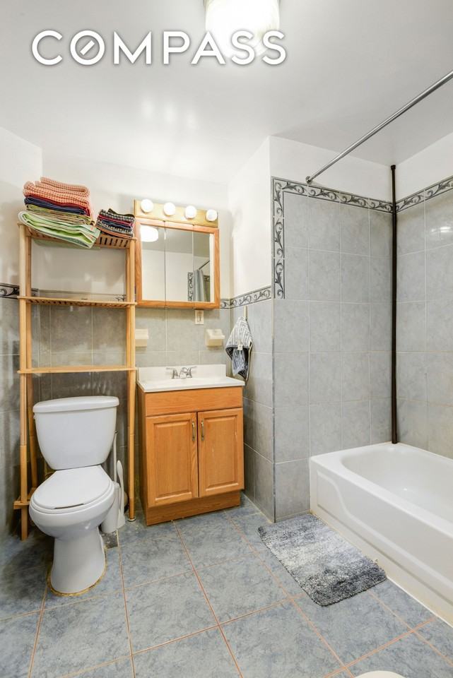 540 Clinton Ave #4 - Photo 7 of 12