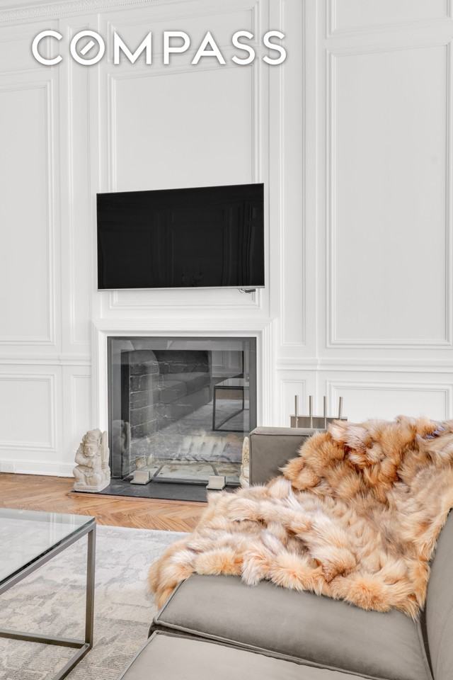 14 E 68th St #3 - Photo 3 of 16