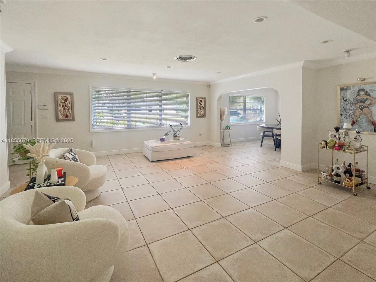 4611 Southwest 82nd Court #0 - Photo 6 of 56