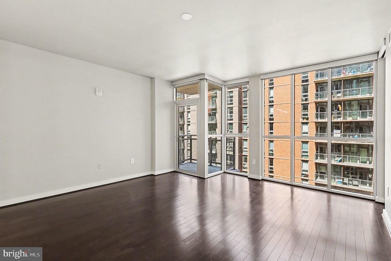 1025 1st St Se #901 - Photo 7 of 27