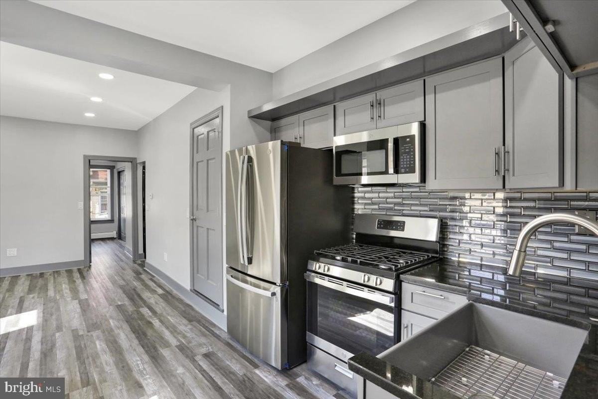 553 Wunder St Unit 2 - Photo 6 of 20