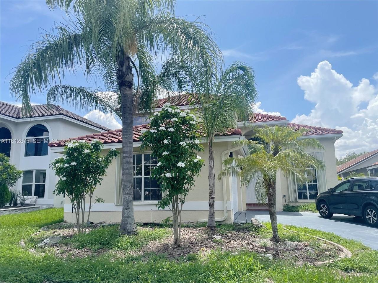 1320 Northwest 185th Avenue - Photo 5 of 28