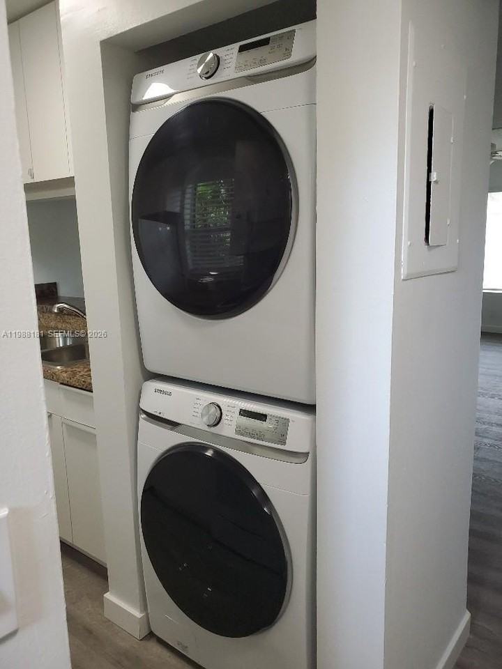 3238 Nw 102nd Ter #208F - Photo 5 of 18