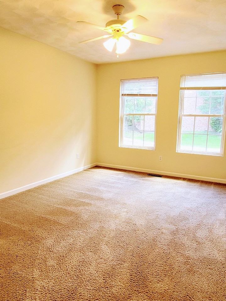 770 Republic Road - Photo 7 of 12