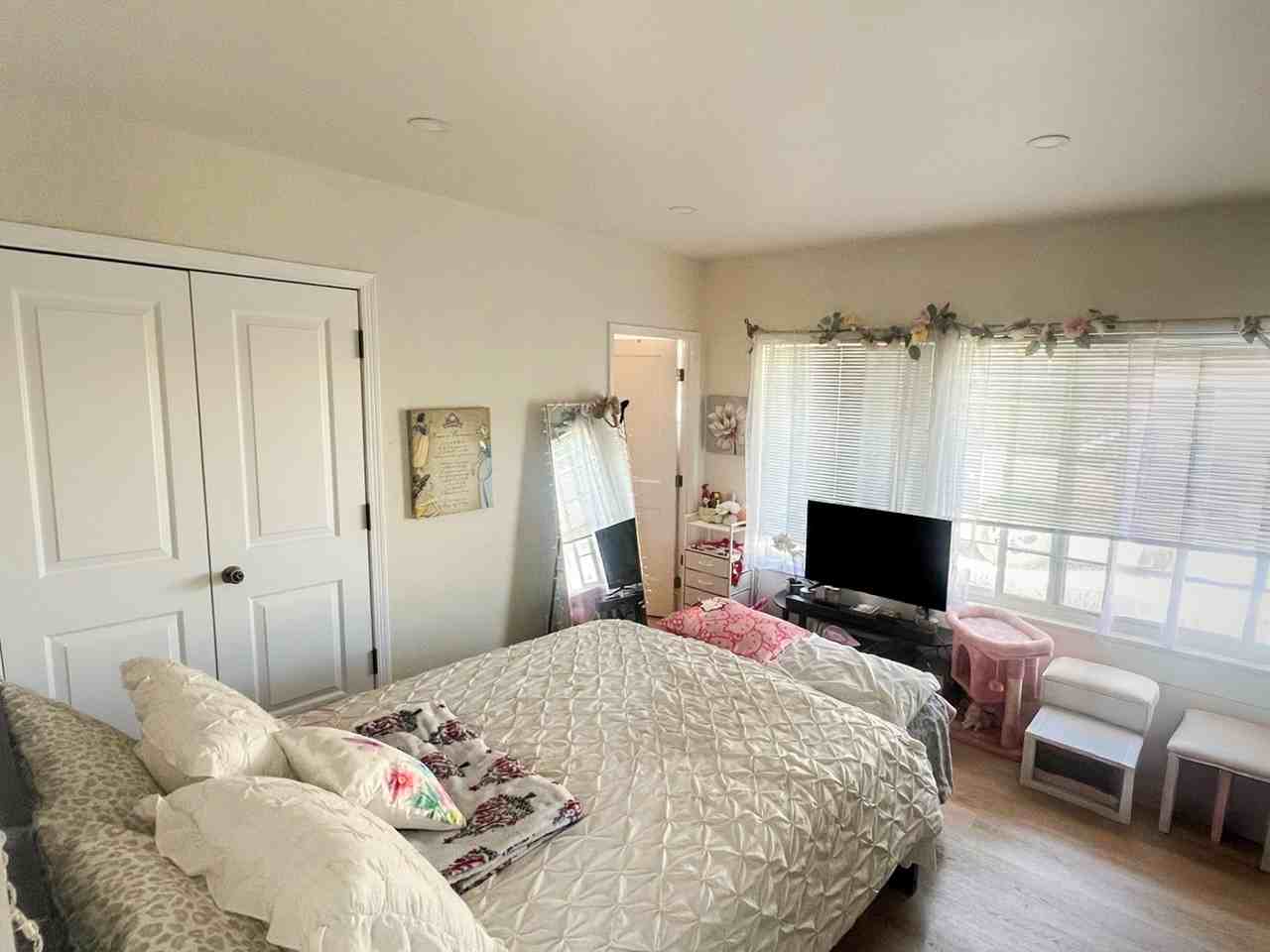 253 Vega Ave #A - Photo 7 of 12