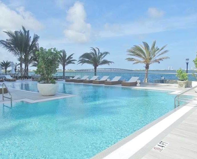 2900 Northeast 7th Avenue - Photo 3 of 19