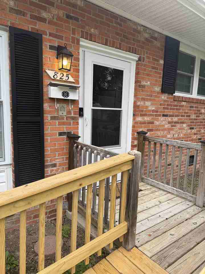 825 Olive Dr #31 - Photo 3 of 35