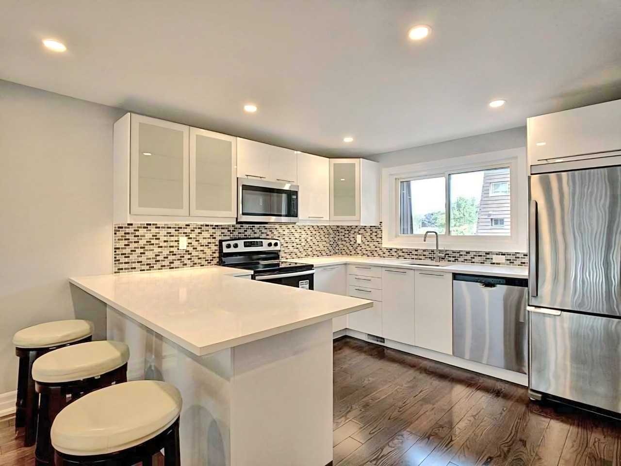 83 Darras Court - Photo 6 of 22