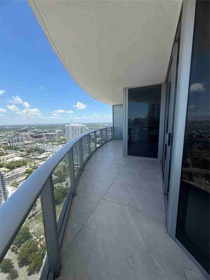 488 Northeast 18th Street #4200 - Photo 2 of 14