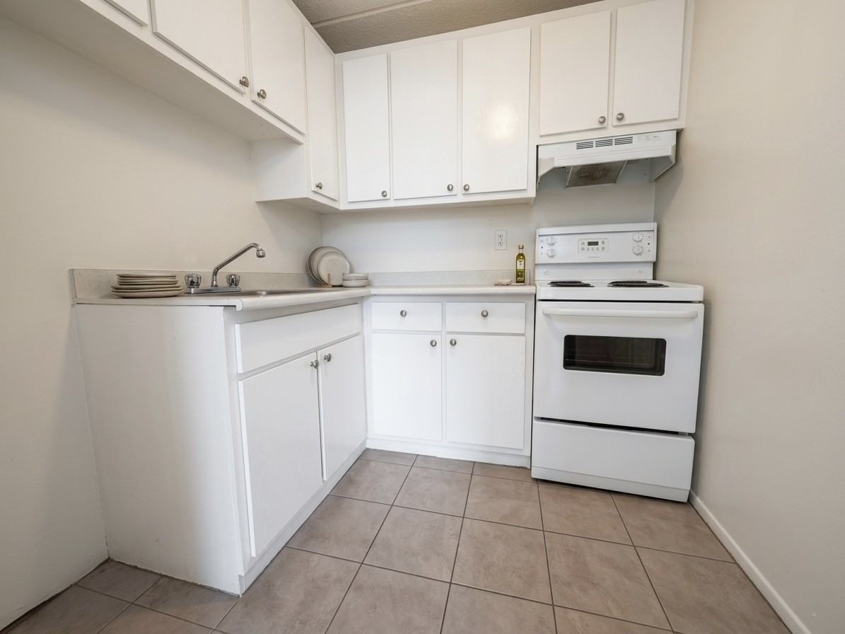 785 Rue du Roussillon #307 - Photo 2 of 8