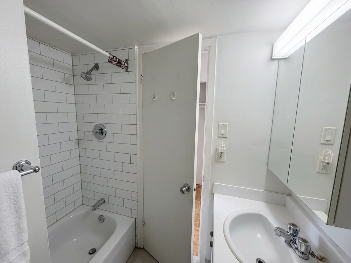 785 Rue du Roussillon #307 - Photo 5 of 8