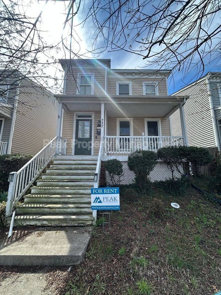 717 W Leigh St - Photo 2 of 10