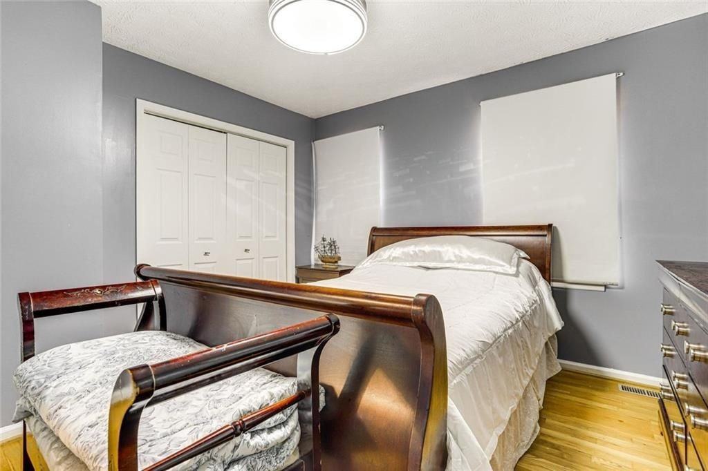 3595 Chastain Ct - Photo 7 of 13