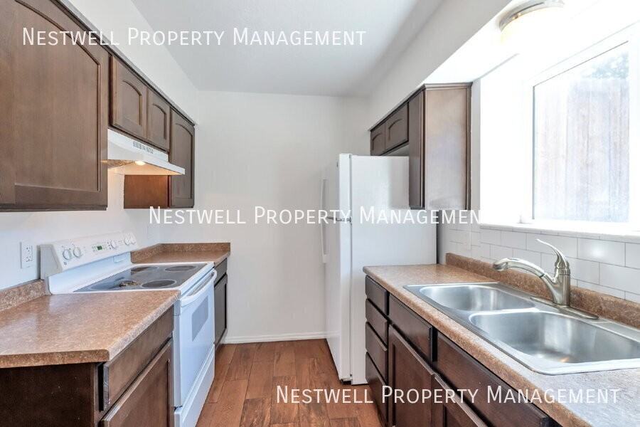 4145 W Mann Way - Photo 3 of 16