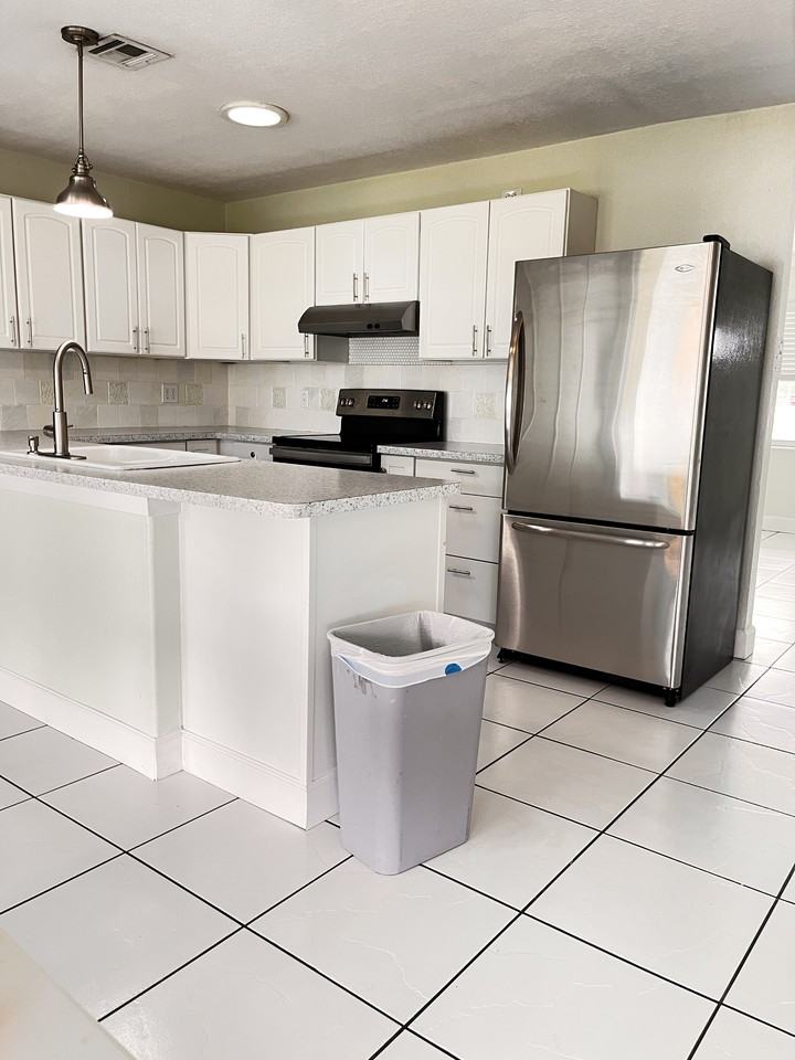 329 Shamrock Blvd #NA - Photo 2 of 37