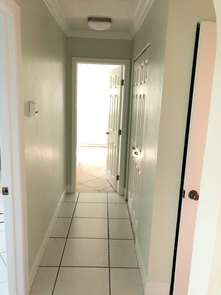 329 Shamrock Blvd #NA - Photo 6 of 37