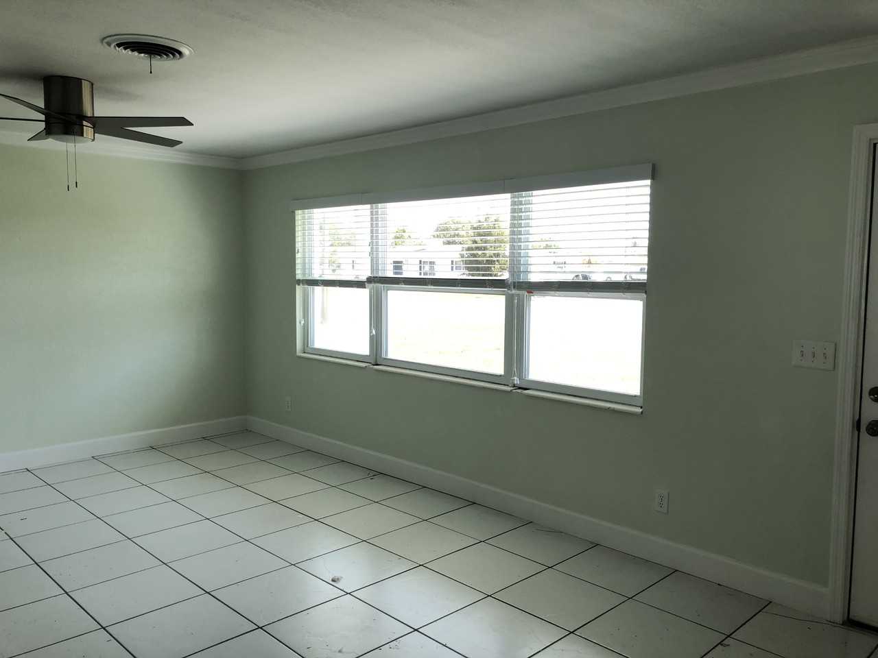 329 Shamrock Blvd #NA - Photo 7 of 37