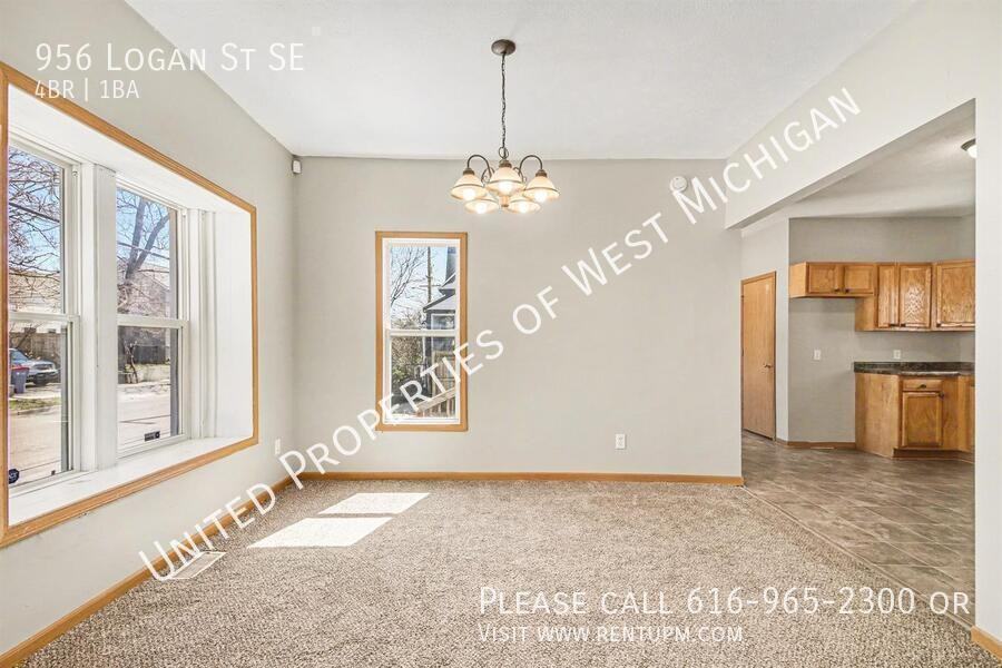 956 Logan St Se - Photo 4 of 15