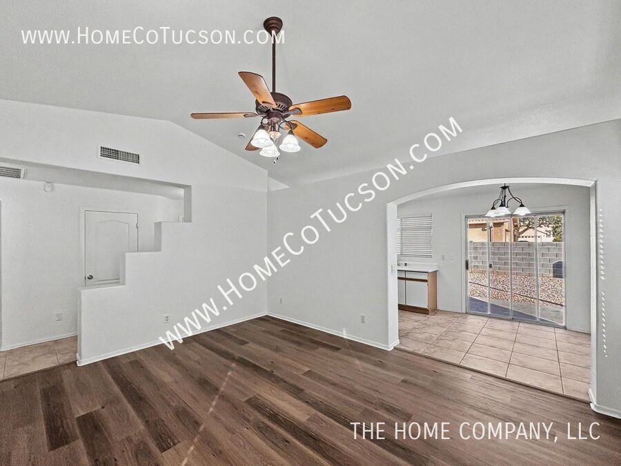 7117 W Amarante Dr - Photo 6 of 23