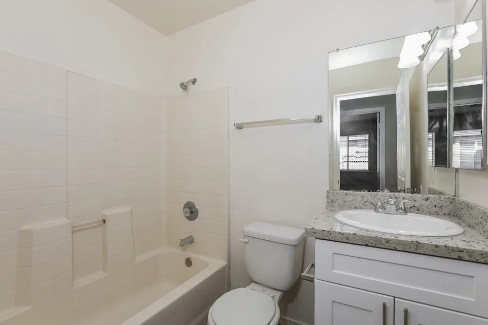 251 Dakota Street - Photo 6 of 10