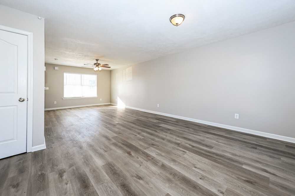 336 Sarna Dr - Photo 4 of 17