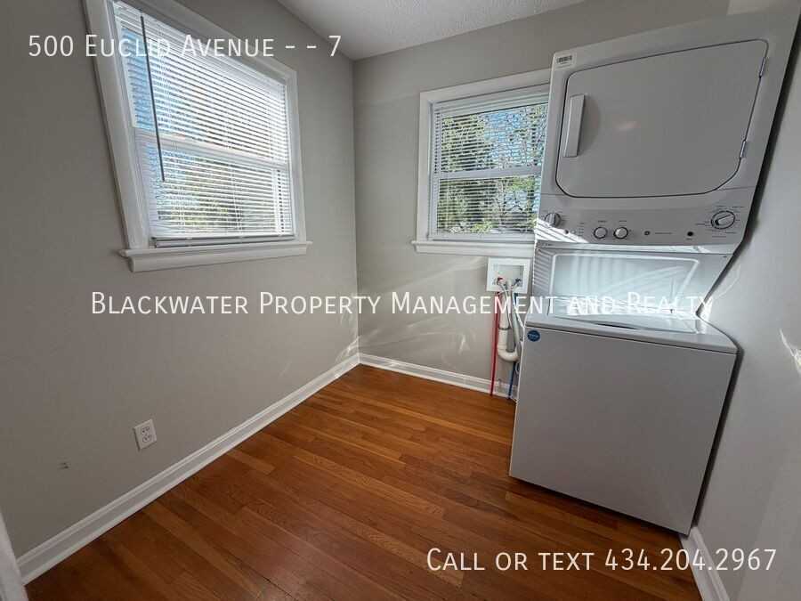 500 Euclid Ave #7 - Photo 3 of 7