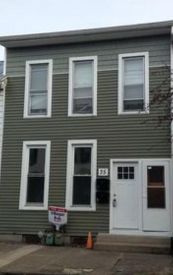 35 E Market St #101 - Photo 2 of 6